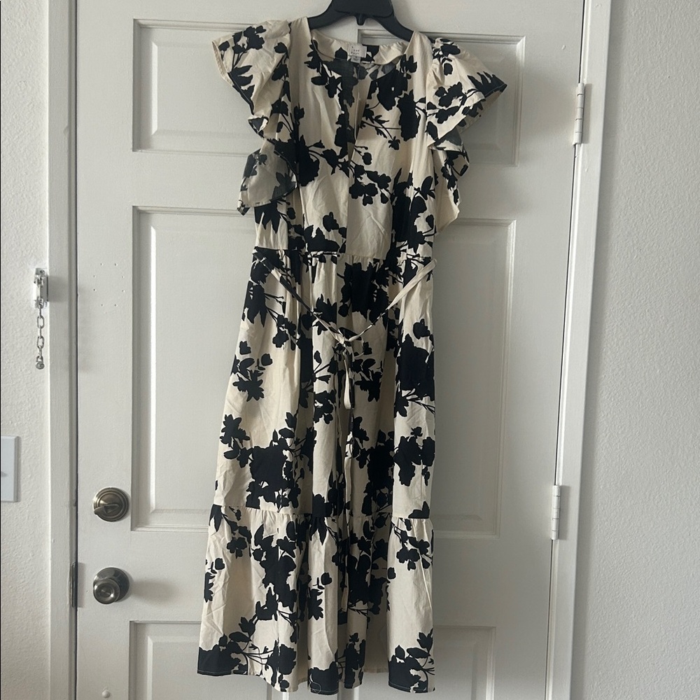 a new day cream  and Black Floral Midi Dress with Ruffle Sleeves - Picture 4 of 11